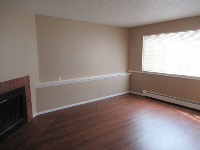 Building Photo - 3965 Stonedike Dr