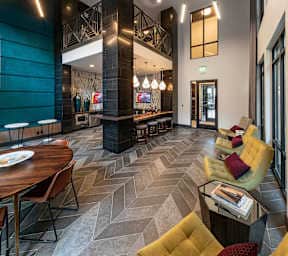 Building Photo - 3551 Wilshire Wy