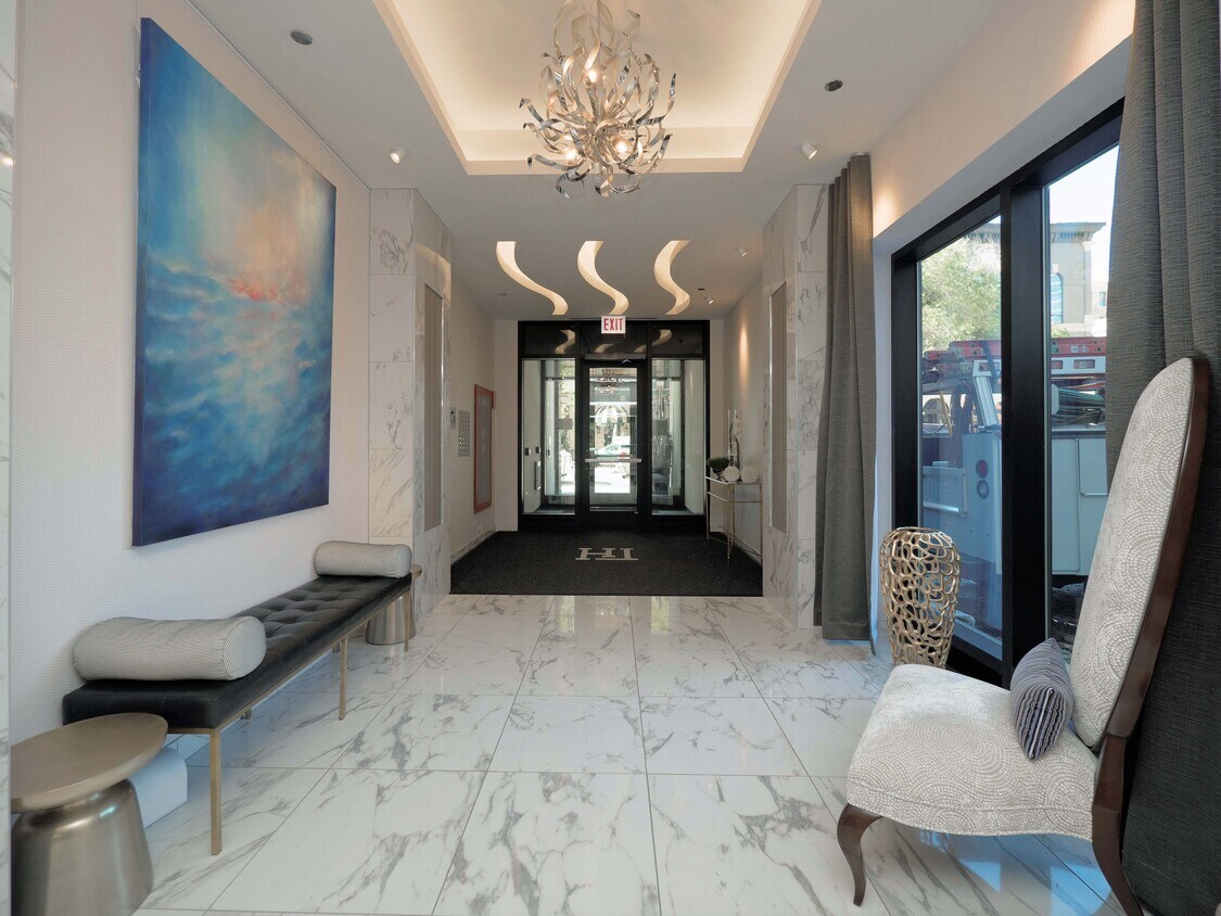 The Hensley Apartments Apartments in Chicago, IL