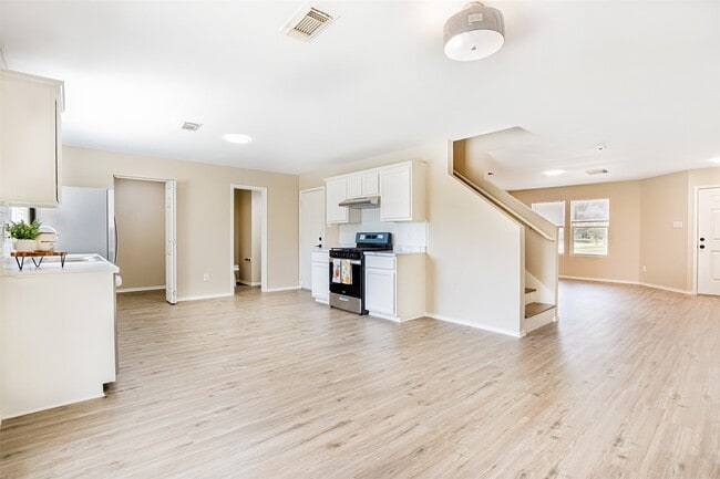 Building Photo - 7850 Maverick Trace Ln