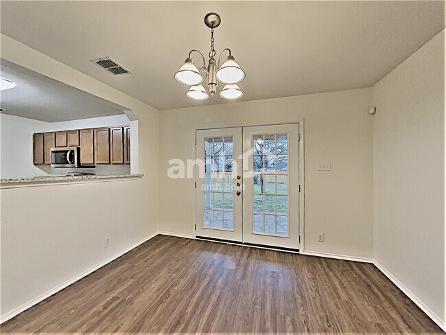 Building Photo - 8010 Brushy Mdw