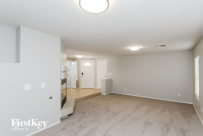 Foto del edificio - 10174 Pennyroyal St