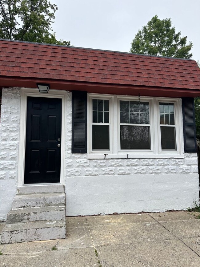 Building Photo - 41 E Filbert St