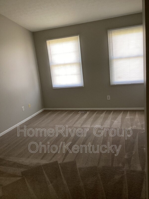 Building Photo - 746 Moreno Dr