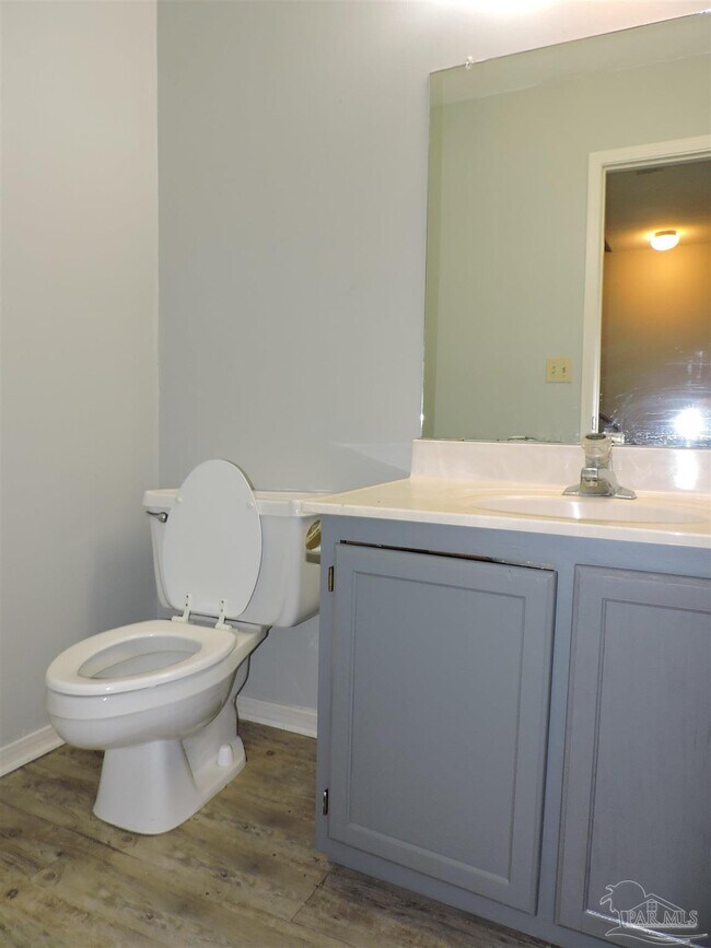 Foto del edificio - 3031 Belle Meade Dr