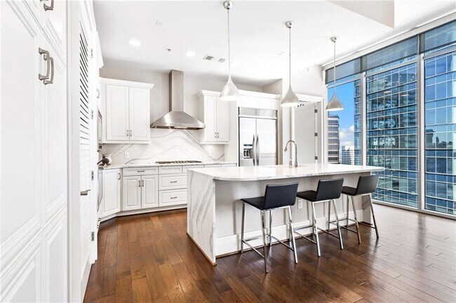 Foto del edificio - 1065 Peachtree St NE