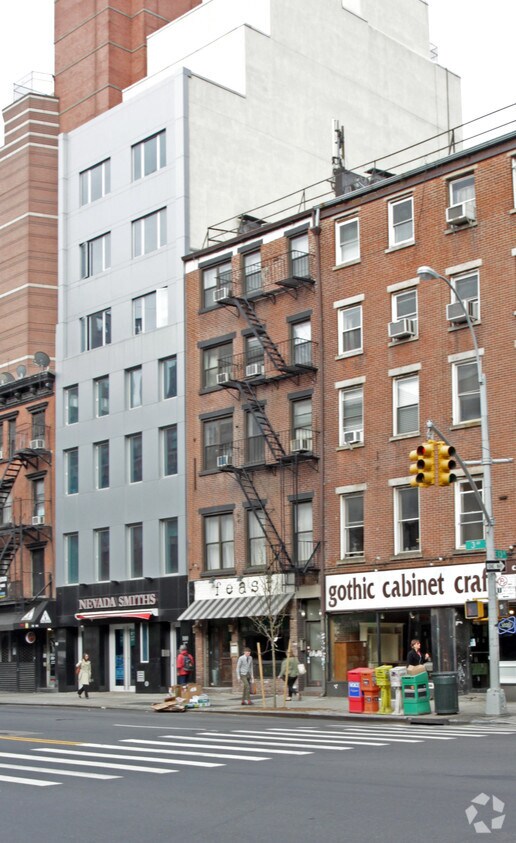 Building Photo - 102 3rd Ave