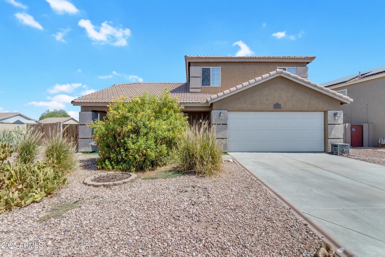 Foto principal - 12638 W Columbine Dr