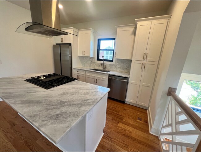 Foto del edificio - 1258 1st Ave S