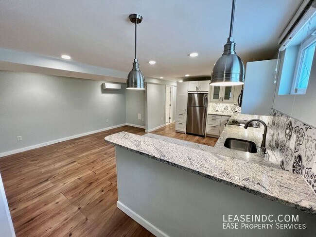 Foto del edificio - 4613 15th St NW