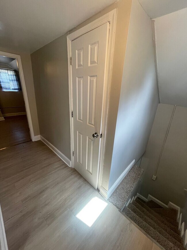 Building Photo - 2 Bed 1 Bath House in Boonsboro
