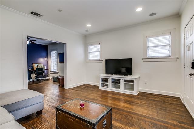 Foto del edificio - 5013 Vickery Blvd