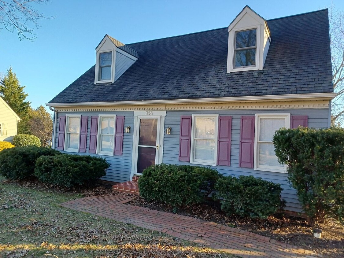 Foto principal - 346 Delp Rd