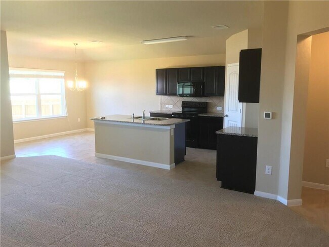 Building Photo - 6000 Montrelia Dr