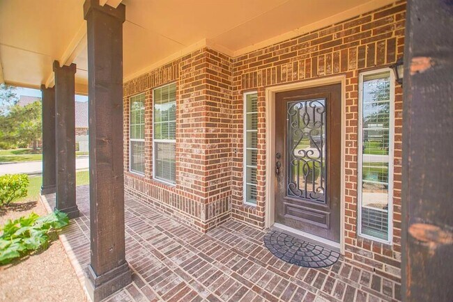 Foto del edificio - 8133 Tranquil Lake Way