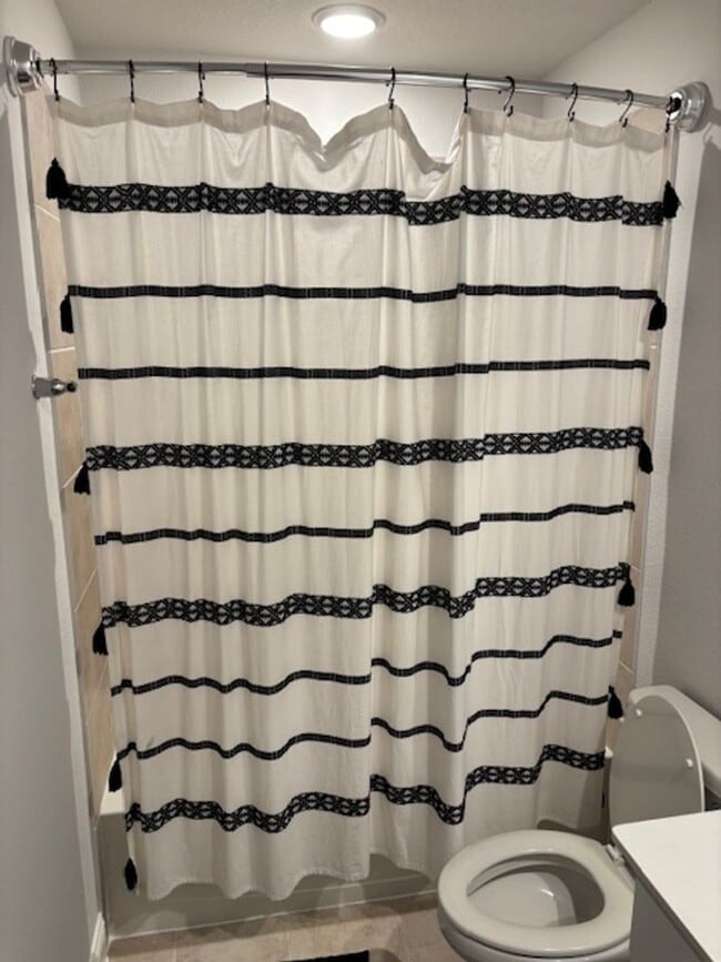 Foto del edificio - 131 Peach Orchard Ln