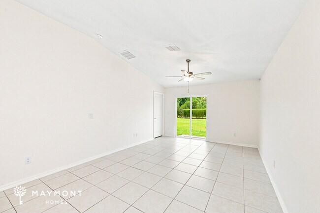 Building Photo - 4030 84th Ct E