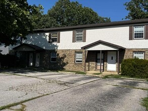 Building Photo - 403 Country Villa Ln