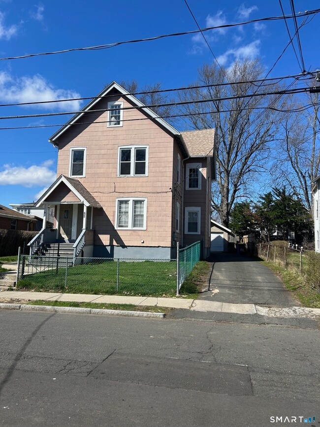 Building Photo - 82-84-84 Glendale Ave