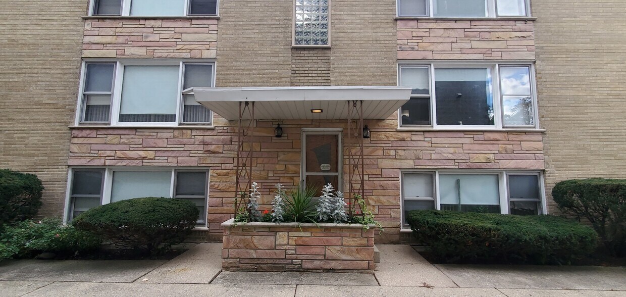 Primary Photo - 409 S Kenilworth Ave