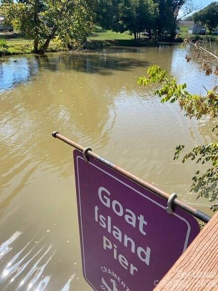 Foto del edificio - 384 Washington St