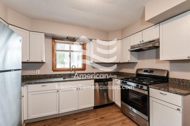 Foto del edificio - 137 Courtland Pl