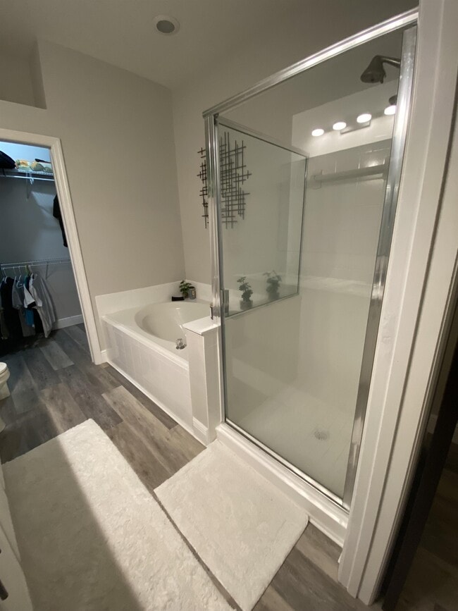 Building Photo - 3213 Monitor Ln