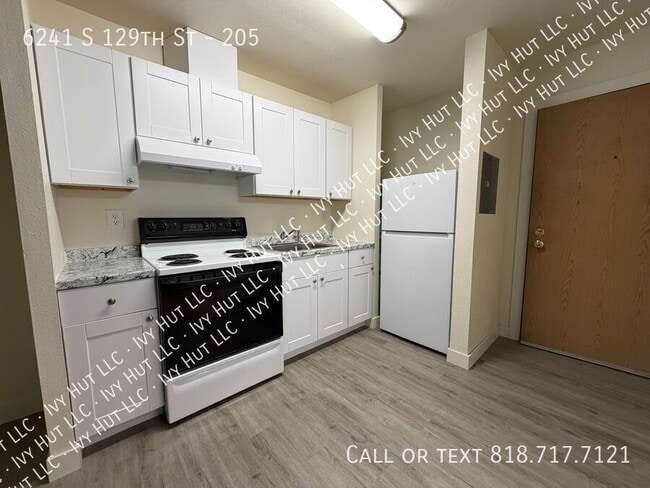 Foto del edificio - 6241 S 129th St