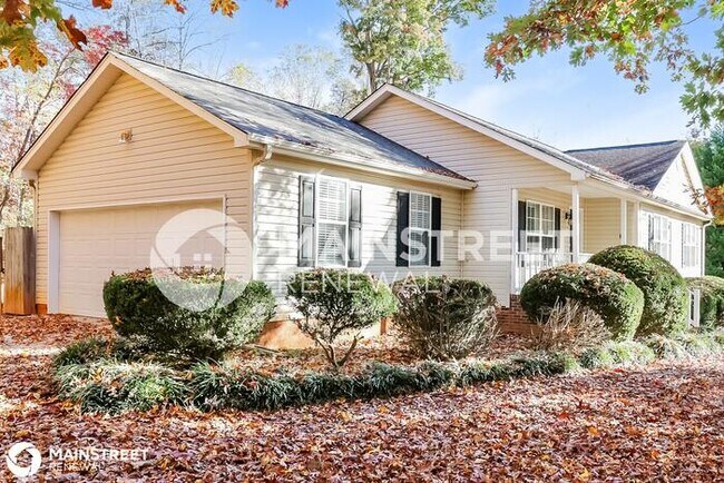 Building Photo - 1107 Foxhaven Dr, Greensboro, NC 27455
