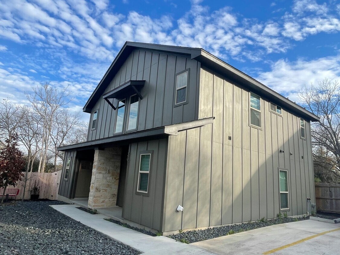 Primary Photo - Brand New Town-home in the Heart of Denver...