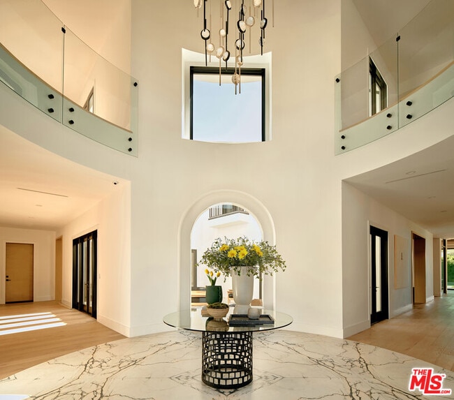 Building Photo - 25242 Prado Del Grandioso