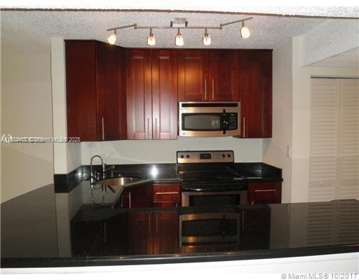Foto del edificio - 1021 Mockingbird Ln