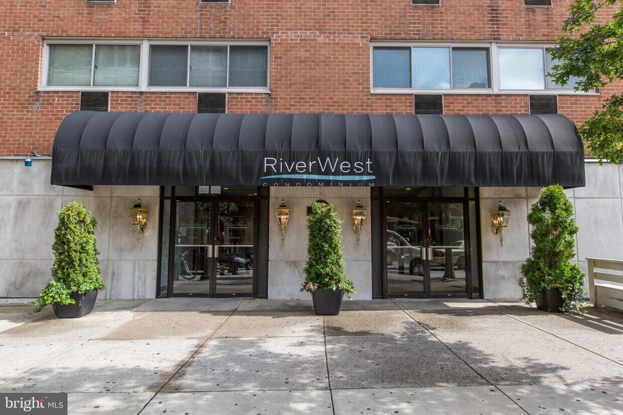 Foto principal - 2101-17 Chestnut St