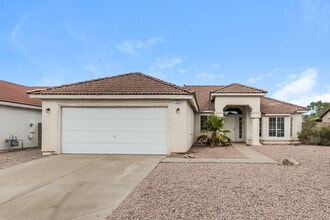Building Photo - 334 Oak Canyon Dr