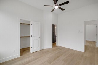 Building Photo - 7956 Bonaire St