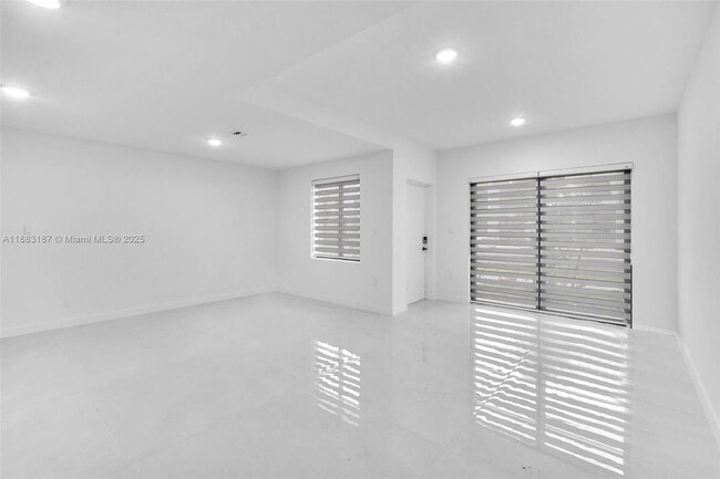 Building Photo - 14507 SW 261st St