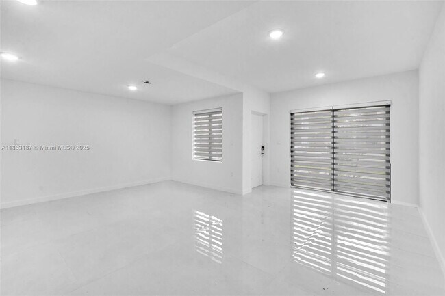 Foto del edificio - 14507 SW 261st St