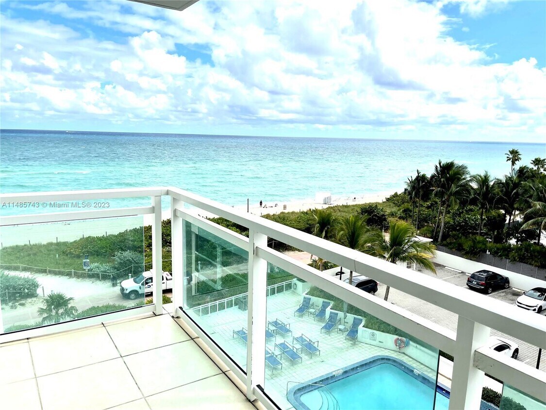 Foto principal - 6917 Collins Ave