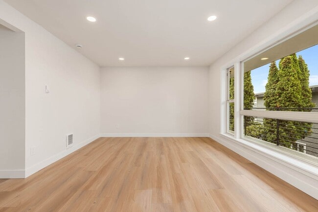 Building Photo - 6721 24th Ave NW