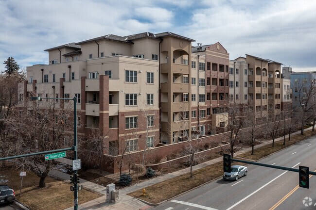 Foto del edificio - 2200 S University Blvd