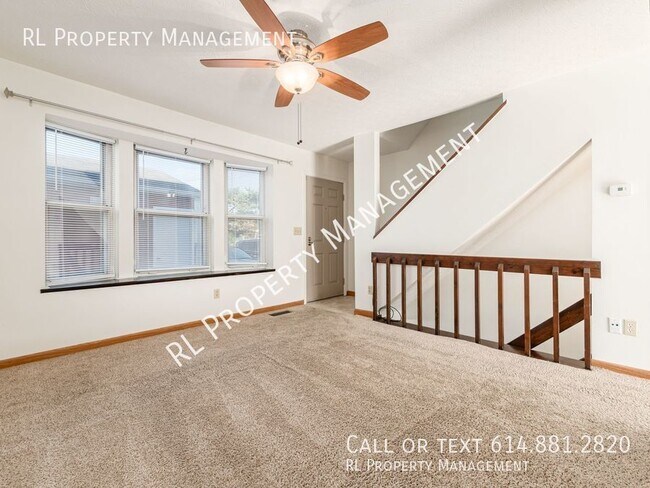 Foto del edificio - WAIVED APPLICATION FEE WITH APPROVED APPLI...