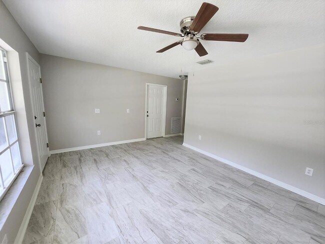 Foto del edificio - 22124 Bell Harbor Dr