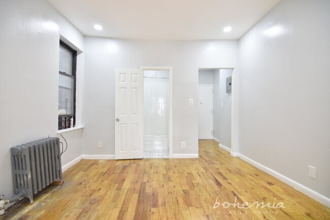Building Photo - 219 W 145th St