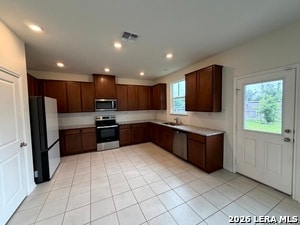 Building Photo - 4554 Otra Otra Dr