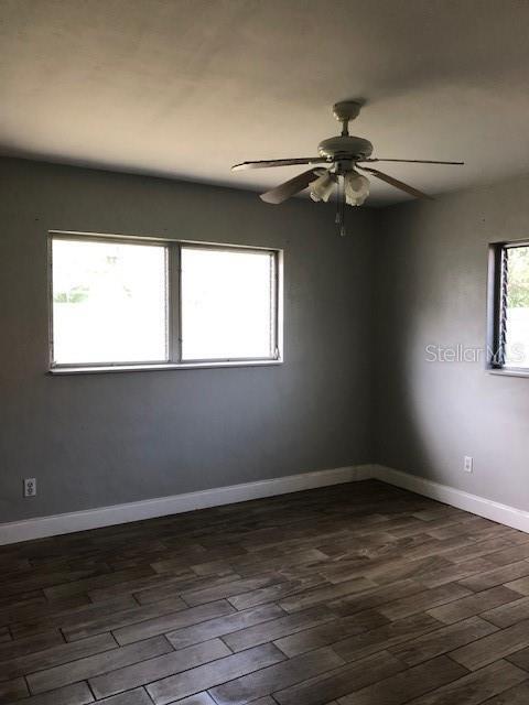 Building Photo - 1955 N Old Coachman Rd