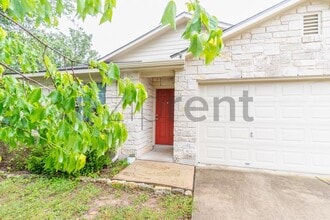 Building Photo - 419 Indian Meadow Dr