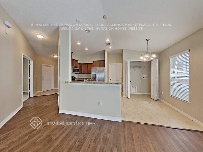 Building Photo - 1119 Seminole Sky Dr