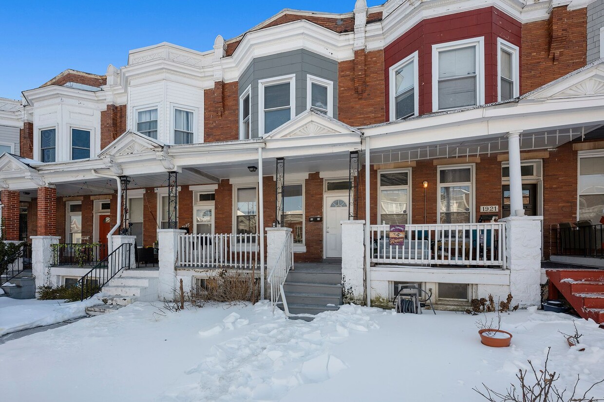Charming 3-Bedroom with High Ceilings & Modern Updates - Charming 3-Bedroom with High Ceilings & Modern Updates