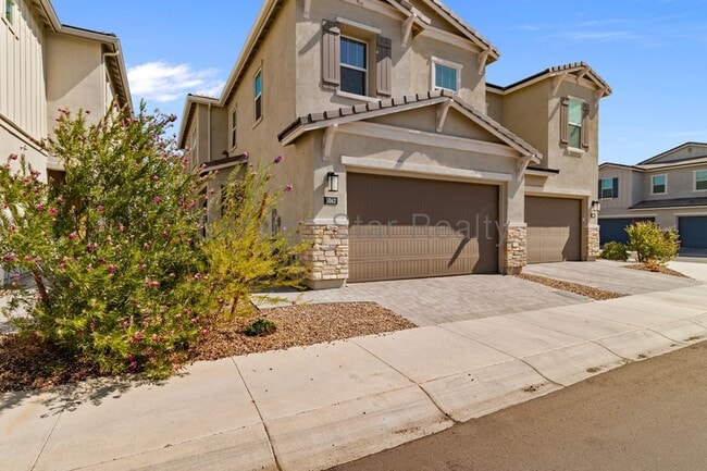 Foto del edificio - 5062 E Hartford Ave