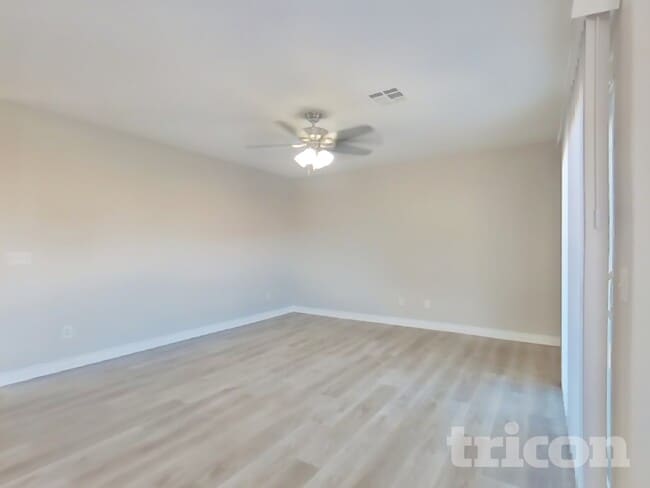 Building Photo - 9379 Dragon Tree Dr